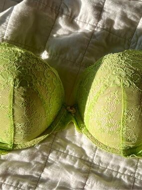 Victoria’s Secret Dream Angels Push-Up 36D